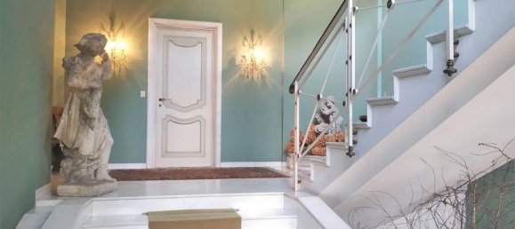 5 rooms Apartment in Borgosesia, Italy No. 24971 9