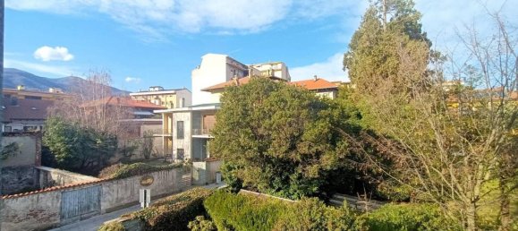 5 rooms Apartment in Borgosesia, Italy No. 24971 22