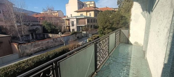 5 rooms Apartment in Borgosesia, Italy No. 24971 19
