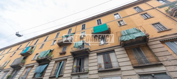 2-salle Appartement à Milan, Italy No. 275865 10