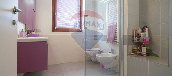 3 bedrooms Apartment in Seregno, Italy No. 319433 9