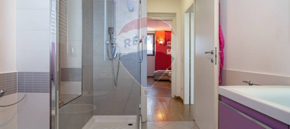 3 bedrooms Apartment in Seregno, Italy No. 319433 10