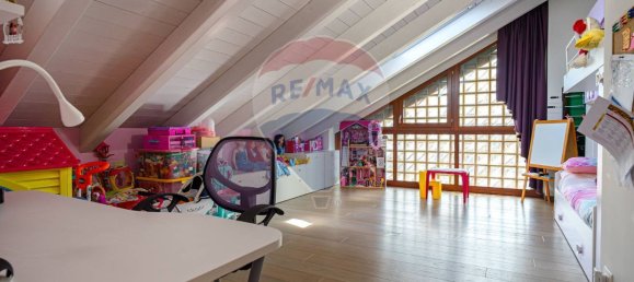 3 bedrooms Apartment in Seregno, Italy No. 319433 23