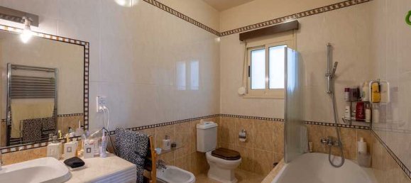 4 غرف نوم منزل في Pervolia, Cyprus رقم 7659 11