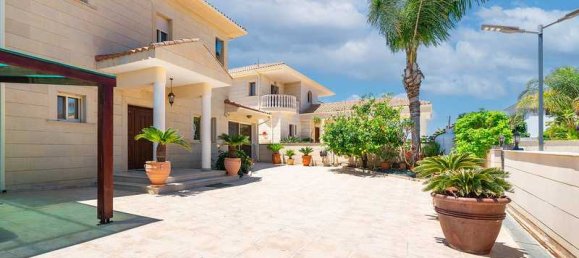 4 غرف نوم منزل في Pervolia, Cyprus رقم 7659 7