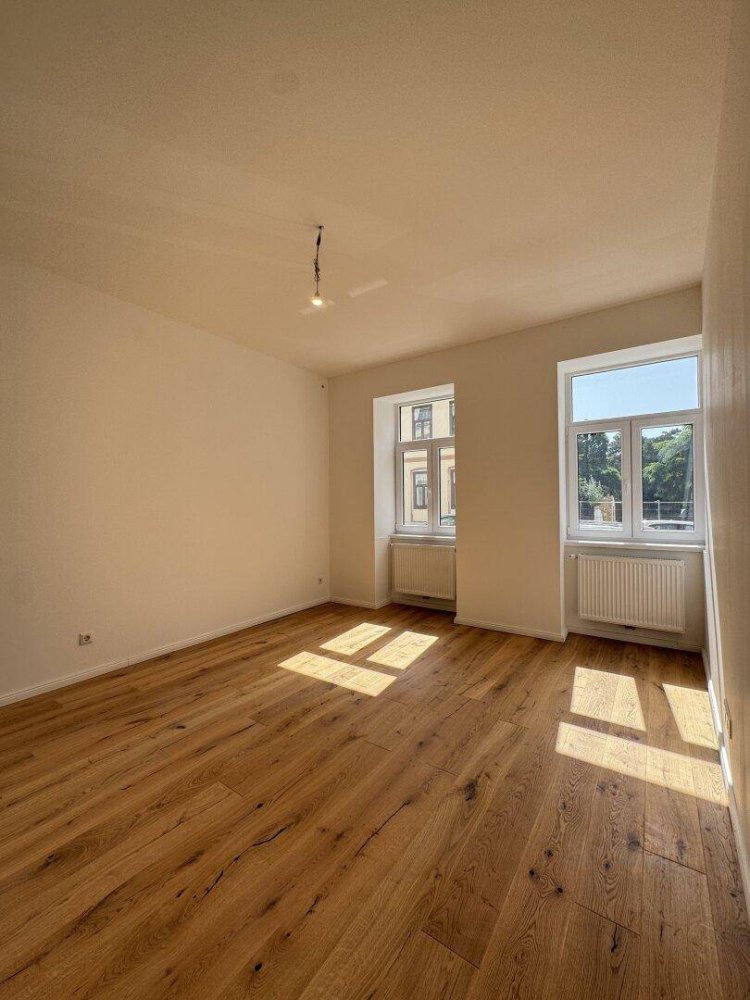 3 rooms Apartment in Hernals, Austria No. 158404