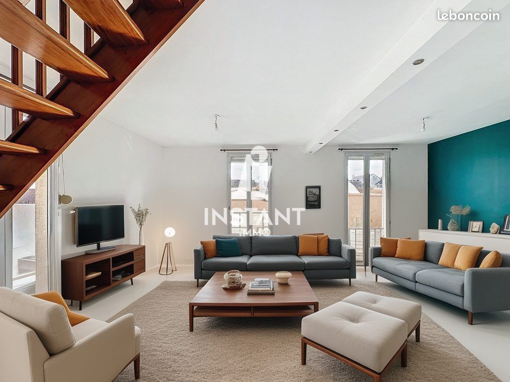 Dúplex de 2 dormitorios en Pontault-Combault, France No. 115387