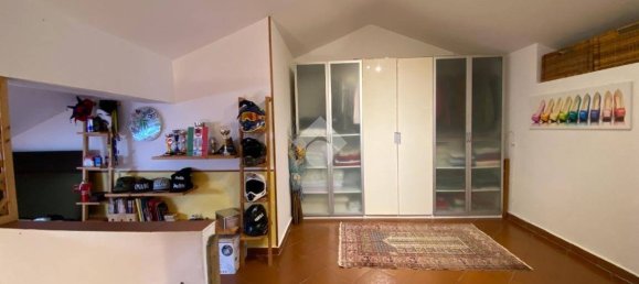 3 Schlafzimmer Wohnung in Casella, Italy, Nr. 189691 28