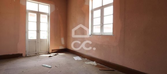 9 bedrooms Building in Coimbra, Portugal No. 64477 17