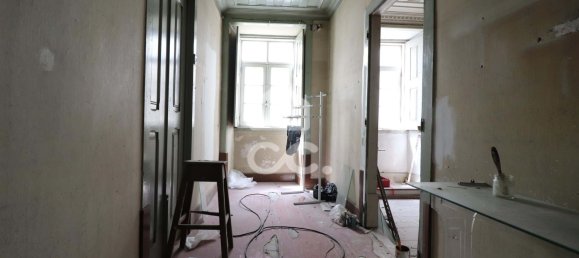 9 bedrooms Building in Coimbra, Portugal No. 64477 7