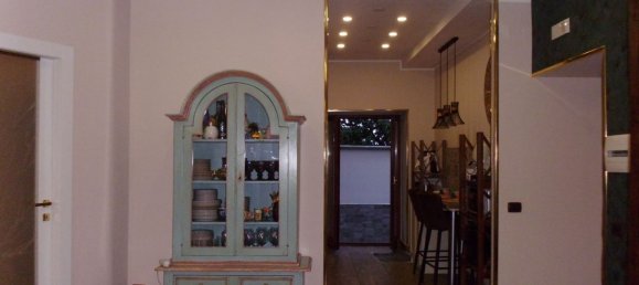 4 bedrooms Apartment in Afragola, Italy No. 373002 8
