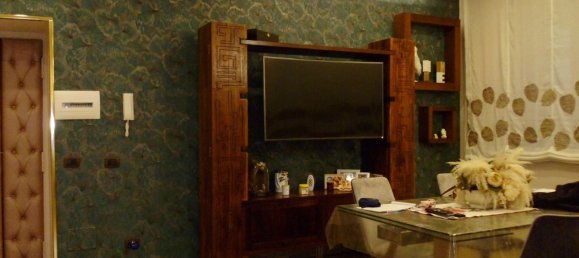 4 bedrooms Apartment in Afragola, Italy No. 373002 6