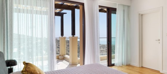 4 bedrooms Villa in Paphos, Cyprus No. 10370 12