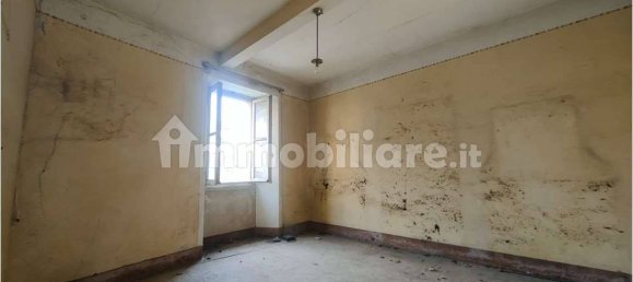 4 bedrooms House in Civate, Italy No. 154573 8