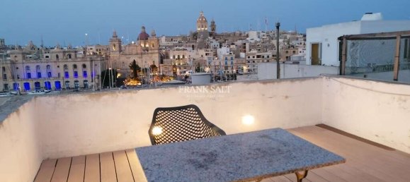 Таунхаус с 4 спальнями в Сенглеа, Мальта № 8422 14