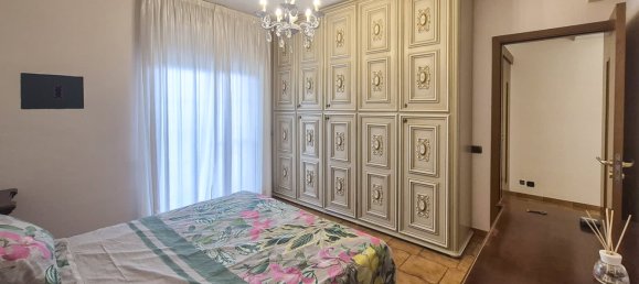 2 Schlafzimmer Wohnung in Messina, Italy, Nr. 340961 21