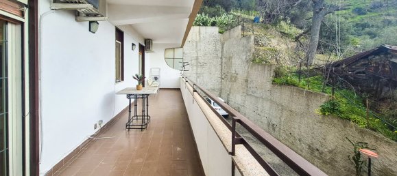 2 Schlafzimmer Wohnung in Messina, Italy, Nr. 340961 13