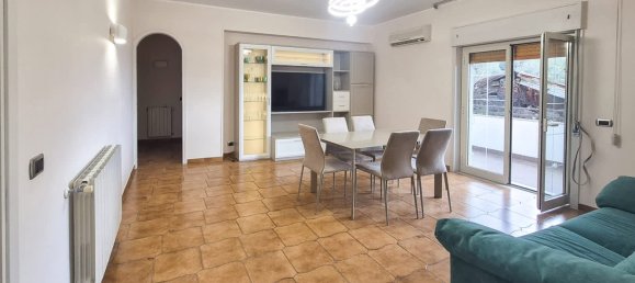 2 Schlafzimmer Wohnung in Messina, Italy, Nr. 340961 25