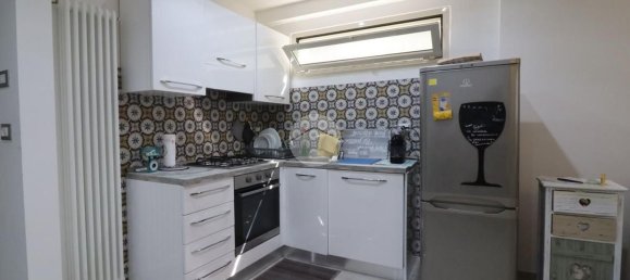Apartamento de 2 dormitorios en Pescara, Italy No. 337772 11