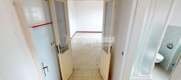 4 rooms House in Recanati, Italy No. 151238 11