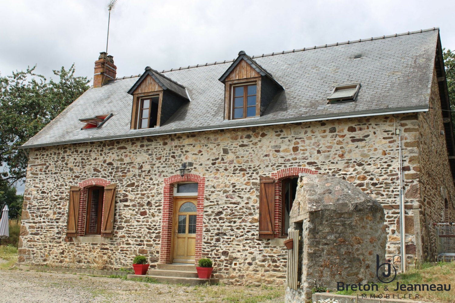 Casa T5 em Chailland, France N.º 357865