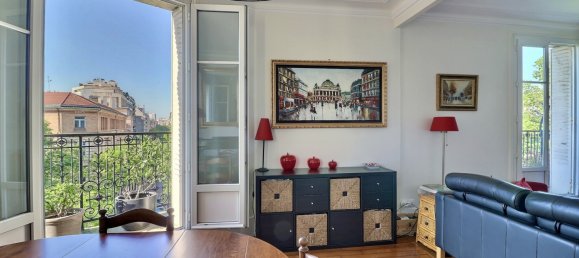 3 Schlafzimmer Doppelhaus in Paris, France, Nr. 182626 4