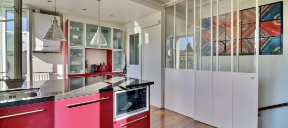 3 Schlafzimmer Doppelhaus in Paris, France, Nr. 182626 2