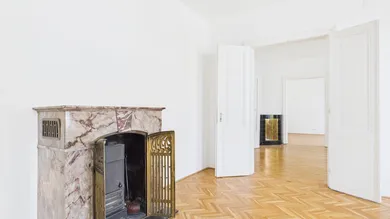 5 rooms Apartment in Hietzing, Austria No. 212088