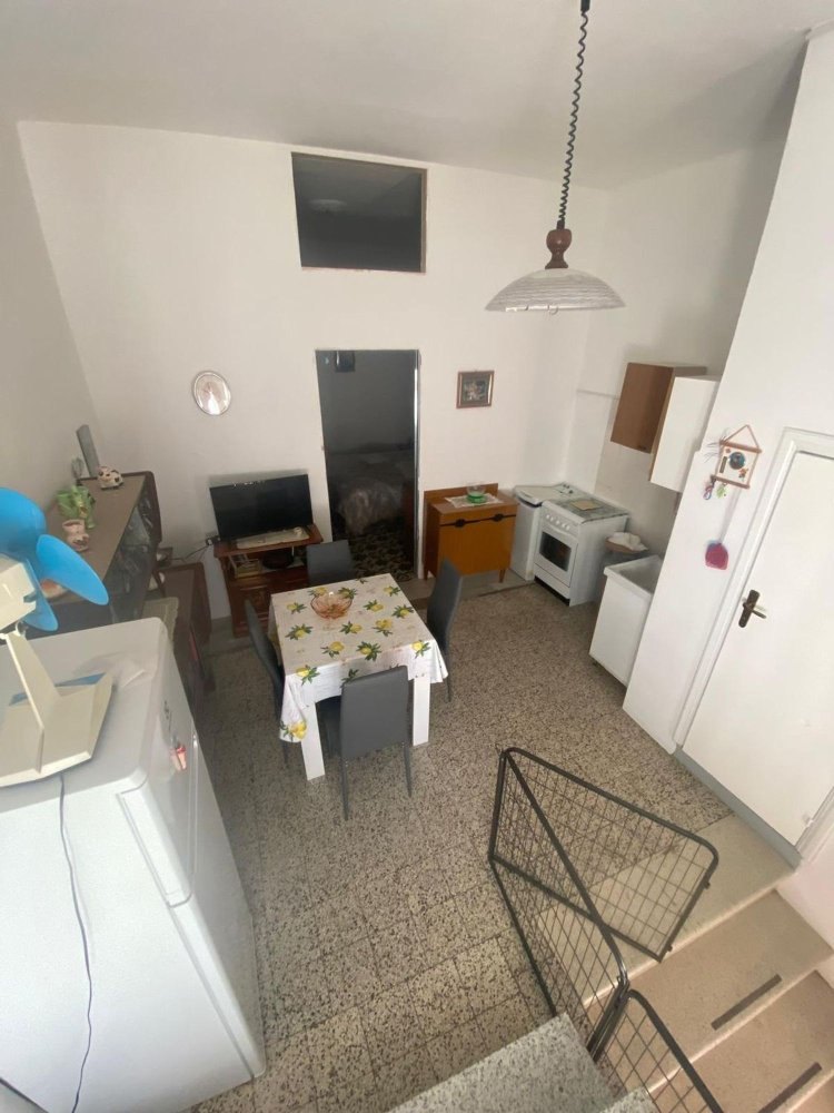 3-salle Maison à Irsina, Italy No. 298936