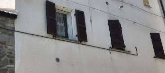 2 bedrooms Apartment in Compiano, Italy No. 307381 4