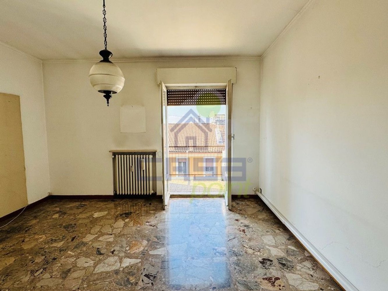 Apartamento de 3 dormitorios en Cremona, Italy No. 373771
