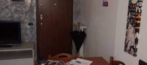 3 rooms Apartment in Rozzano, Italy No. 100202 24