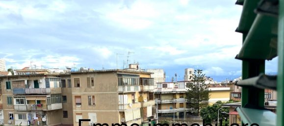 Apartamento de 3 habitaciónes en Messina, Italy No. 84706 32