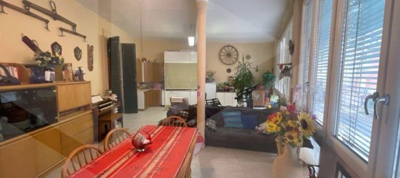 5-salle Appartement à Bologna, Italy No. 34473 13