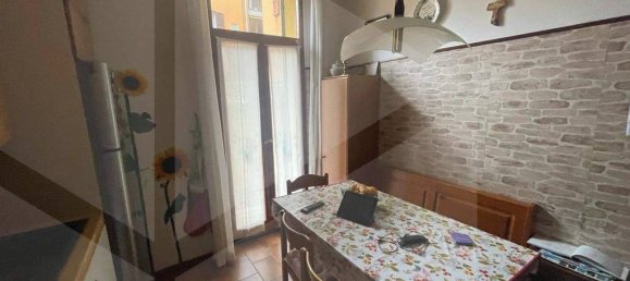 5-salle Appartement à Bologna, Italy No. 34473 2