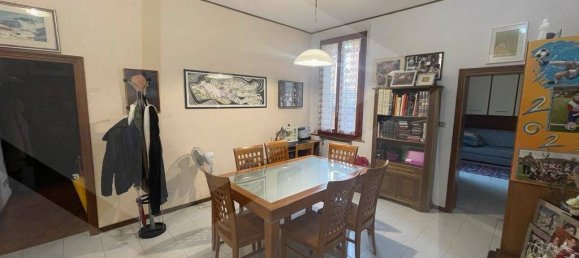 5-salle Appartement à Bologna, Italy No. 34473 3