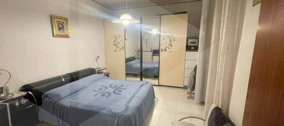 5-salle Appartement à Bologna, Italy No. 34473 7