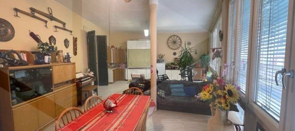 5-salle Appartement à Bologna, Italy No. 34473 12