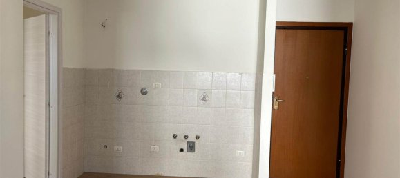 2-Zimmer Wohnung in Florence, Italy, Nr. 213742 6