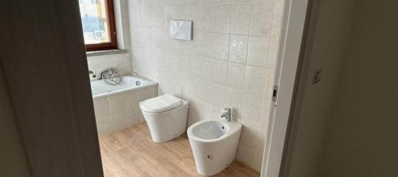 2-Zimmer Wohnung in Florence, Italy, Nr. 213742 9