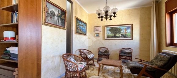4-salle Appartement à Gallipoli, Italy No. 9466 58