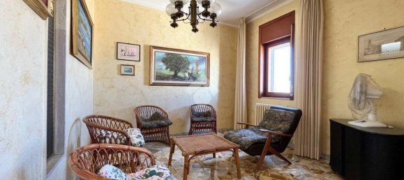 4-salle Appartement à Gallipoli, Italy No. 9466 57