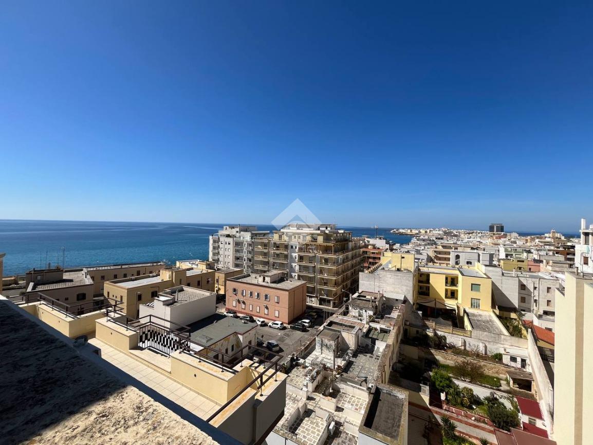 4-salle Appartement à Gallipoli, Italy No. 9466