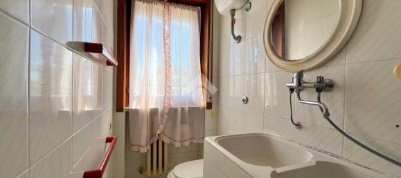 4-salle Appartement à Gallipoli, Italy No. 9466 85