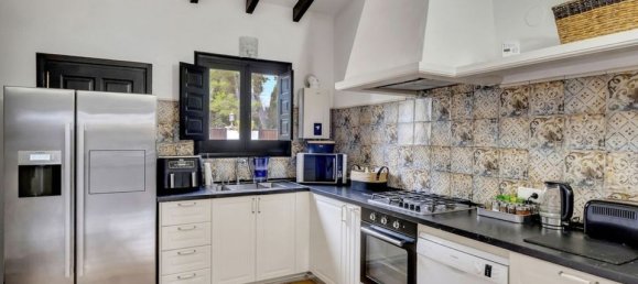 6 غرف نوم فيلا في Alicante, Spain رقم 170302 3