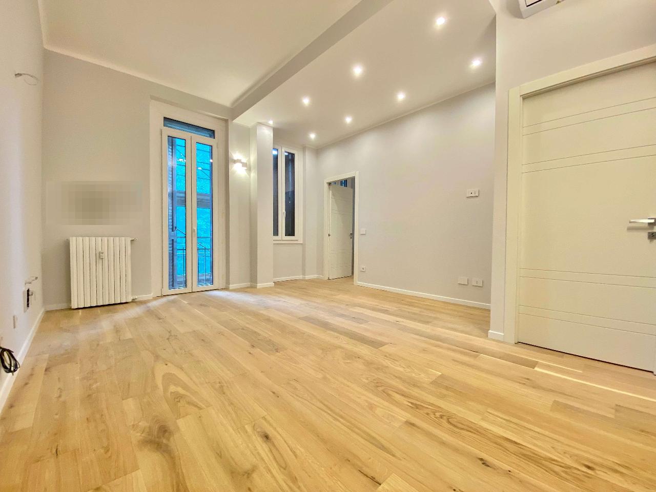 3غرفة شقة في Milan, Italy رقم 242518