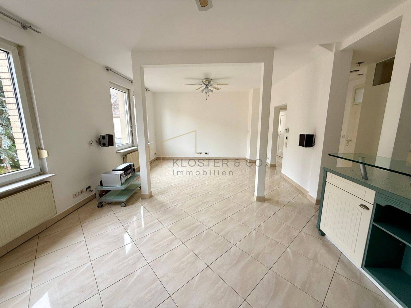 Apartamento de 2 dormitorios en Stuttgart, Germany No. 253497