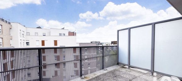 3 bedrooms Apartment in Cergy, France No. 332323 11