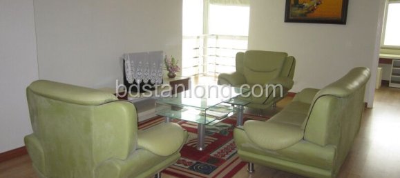 3 bedrooms Apartment in Tay Ho, Vietnam No. 6147 4