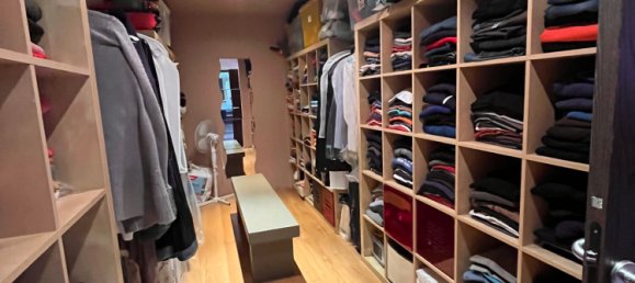 5 bedrooms House in Chartres, France No. 210789 5